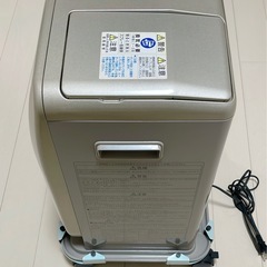 CORONコロナ 石油ファンヒーター キャスター付きの画像