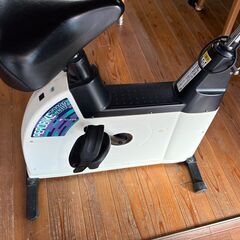 エアロバイクEZ102 COMBI フィットネスバイク トレーニングの画像