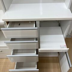 A-753【リユースのサカイ野々市店】ジモティ来店特価‼ 2枚扉食器棚  木製 ホワイト クリーニング済みの画像