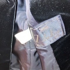 ベルベット生地　　黒スーツ11号の画像