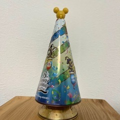 ディズニー TDL 35周年限定ツリ一型缶 の画像