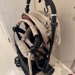 combiベビーカー
の画像