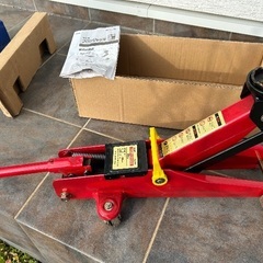 【交渉中　受付停止】ジャッキ　車の画像