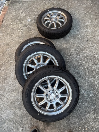 スタッドレスタイヤ　ホイール付き155/65R14 