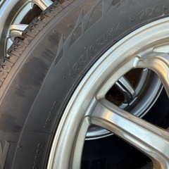 スタッドレスタイヤ　ホイール付き155/65R14 の画像