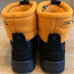 ノースフェイススノーブーツの画像