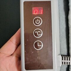 新品未使用(開封、確認のみ）【2025改良 高温版】CHICHL パネルヒーター 足元 ヒーター 遠赤外線 デスクヒーター 折り畳み式 省エネ 転倒オフ 暖房 踏み型 速暖 オフィス 暖房器具 四面発熱 足温器 5段階温度調節 6段階タイマー 過熱保護 冷え対策 在宅勤務 勉強 会社 ギフト 日本語取扱説明書付き (グレー)の画像