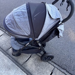 ベビーカーjoieの画像