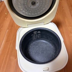 炊飯器の画像