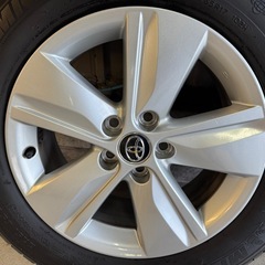 ハリヤー　60 用　ノーマル
タイヤホイールセットの画像