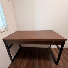 直接取り引き希望　ニトリ ブラウンデスク　ブラックオフィスチェアセットの画像