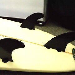 状態良好！wet works seccoデザイン サーフボード 3枚フィン カバー付きの画像