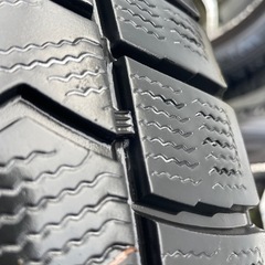 1818インチスタッドレスタイヤ、ホイールの画像