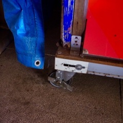 イベントで人気のフリスビーゲーム機（キャスター、照明付）の画像