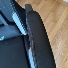 【お取引中】ゲーミングチェアの画像