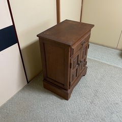 収納家具　カリモクの画像