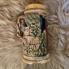 レトロ陶器製ビアジョッキの画像