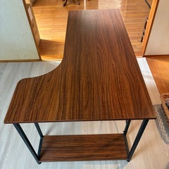 L字型パソコンデスク　机　　学習机　ゲーミングデスクの画像