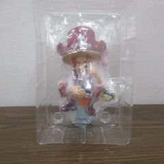 G昇足246 フィギュア ワンピース 一番くじ C賞 ロジャー海賊団 伝説の海賊 シャンクス （海賊見習い） MASTERLISE EXPIECE 未使用品の画像