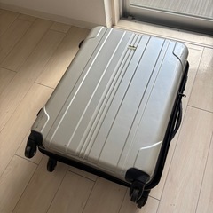 スーツケース1週間◾️中古
の画像