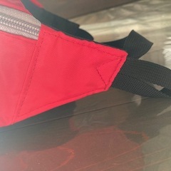 adidasウエストポーチの画像