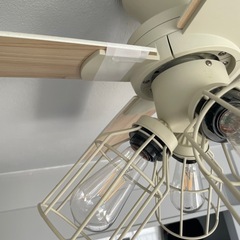 ライト付きシーリングファンの画像