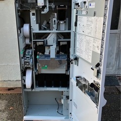 【最新モデル】美品 2024年12月 使用1年未満 GLORY グローリー VT-B20-F 券売機 食券機 券職人 ロール付き 低額紙幣 業務用 厨房 大阪の画像