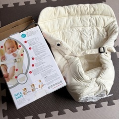 抱っこ紐　抱っこ紐カバーの画像