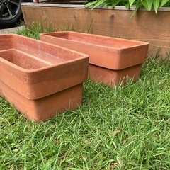 陶器製プランター2点セット　800円の画像
