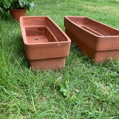 陶器製プランター2点セット　800円の画像