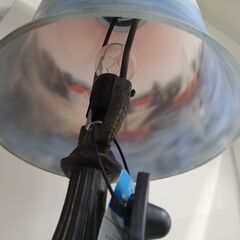 リユースのサカイ浦和店 【F483】アンティーク風 卓上ランプ 手描きの画像