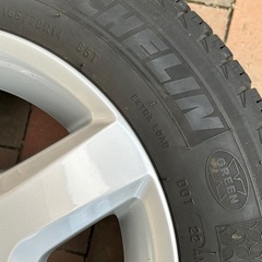 ミシュラン スタッドレスタイヤ WV UP!純正ホイールの画像