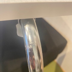 高さ調節可能テーブルの画像