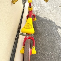 アンパンマン バランスバイクの画像