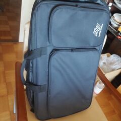 バック、リュック、６０x４０x１０、大きめ、収納、未使用品の画像