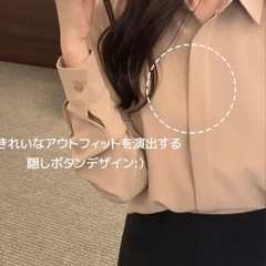 新品未使用品　レディース　ブラウス　シャツ　フリーサイズの画像