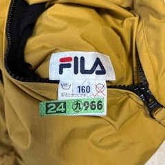 フィラ　リバーシブルジャケット　160サイズの画像