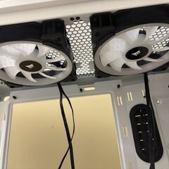 PCケース（ミドルタワー）の画像