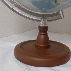 コクヨ　地球儀　球径30.5cm　経年品　【非対面取引です】の画像