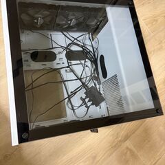 PCケース（ミドルタワー）の画像
