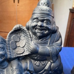 おじさんの置物の画像