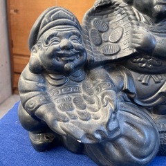 おじさんの置物の画像