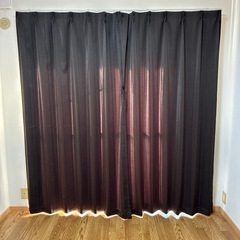 カーテンセットの画像