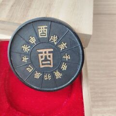 十二支をモチーフにした墨（箱入り）  酉【とり】の画像