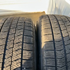 195/65/15インチスタッドレス　VRX2 PCD114.3の画像