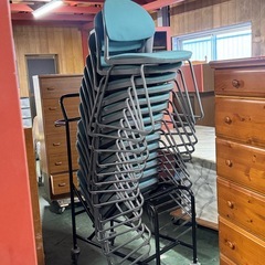 A1831🌟激安‼️大量ミーティングチェア・多目的チェア🌟の画像