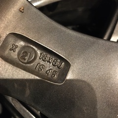 【値下げしました 5万円→3.9万円】ブリヂストンBLIZZAK VRX2 スタッドレスタイヤ ホイールセット2020年製の画像