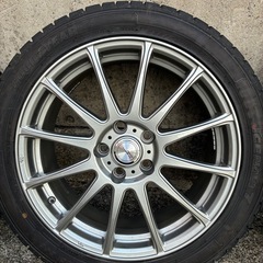 スタッドレスタイヤ【アルミ付き
】の画像