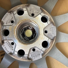 スタッドレスタイヤ【アルミ付き
】の画像