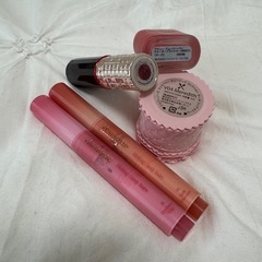 【デコルテ、デイジークなど10000円以上】メイクグッズまとめてお譲りしますの画像